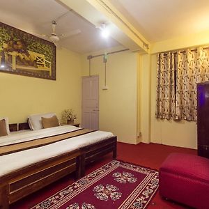 Budget King Room
